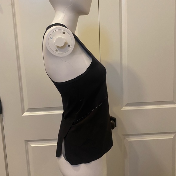 Cute black tanktop - Picture 2 of 3